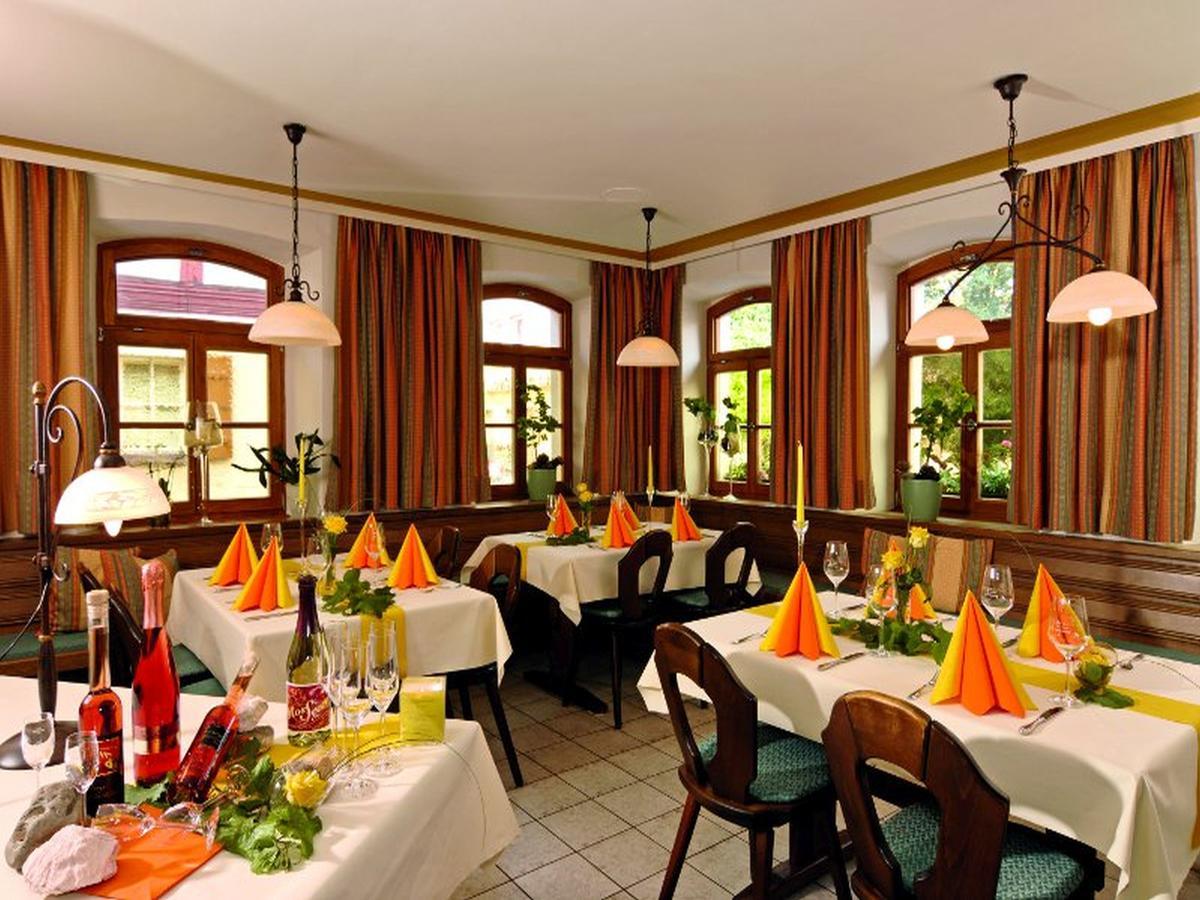 Hotel-Gasthof Rotes Ross Markt Einersheim Ngoại thất bức ảnh